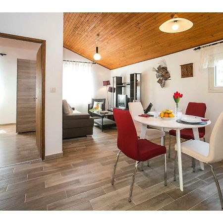 Apartment Goga'S Retreat In Marina Extérieur photo
